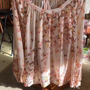 XL butterfly flowing long sleeve Lauren Conrad! Separate XL layer tank included!